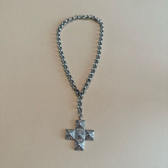 Vintage cross necklace #1287 - Picture 3 of 5